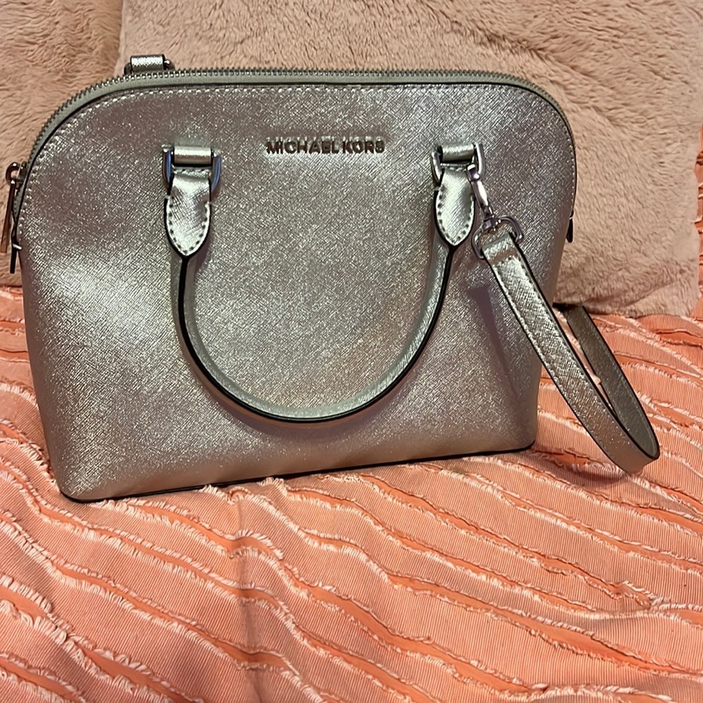 Michael Kors Cindy dome satchel